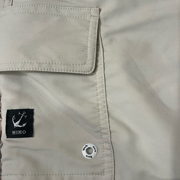 HIHO Regatta Tan All Weather Tech Shorts Sz XL - Picture 6 of 10